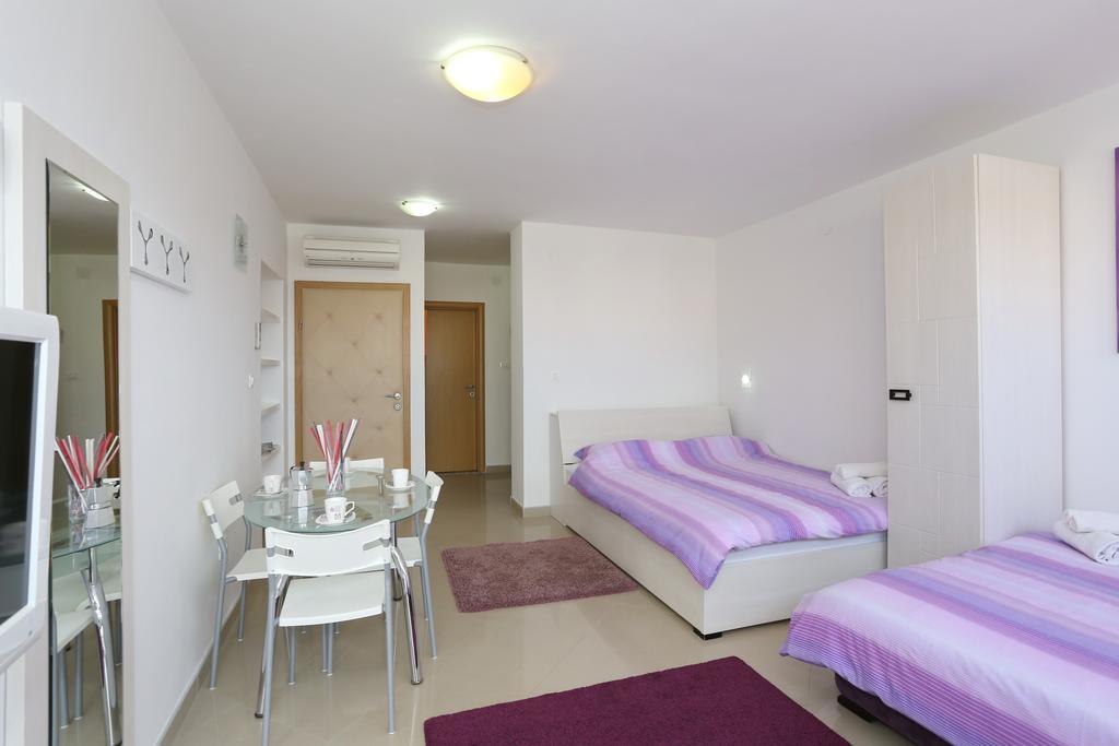 Luxury Town Center Apartments Задар Номер фото