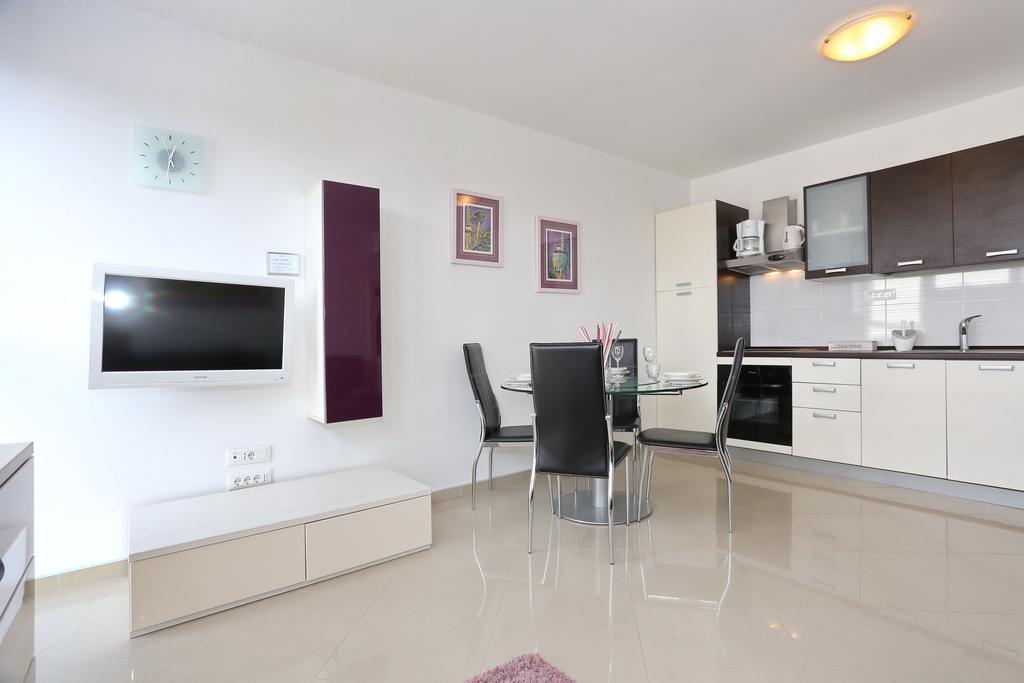 Luxury Town Center Apartments Задар Номер фото